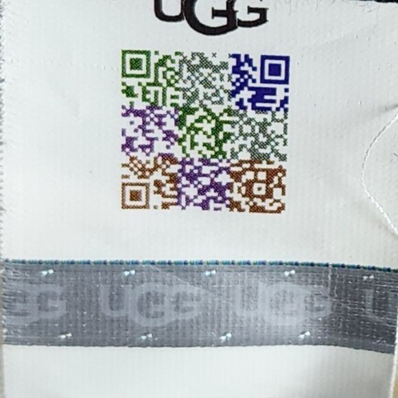 Ugg Pride Toni Oversized Tee - Picture 4 of 4